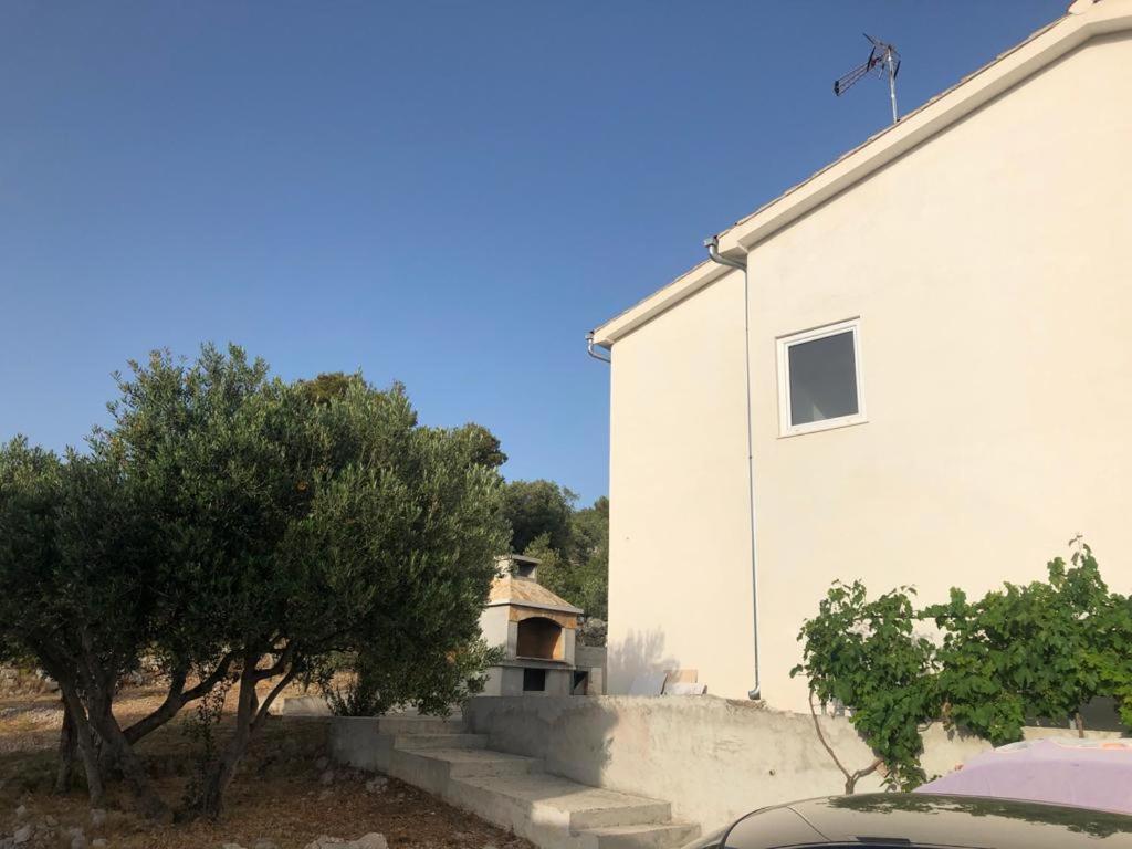 Apartmani Mares Ražanj Eksteriør billede